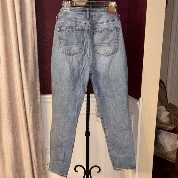 American Eagle Outfitters Denim - American Eagle Outfitters Light Blue 💙 Straight Leg Jeans~ Sz 2